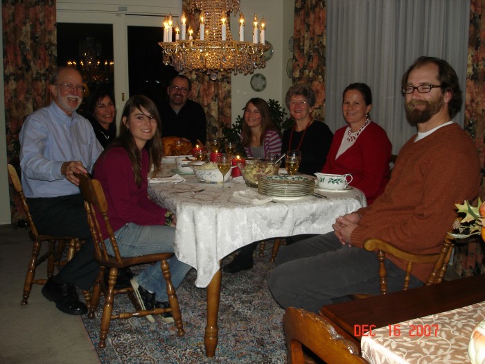 Before leaving SLC we had a Thanksgiving-Christmas dinner with the family there.  Dave carved, we ate!