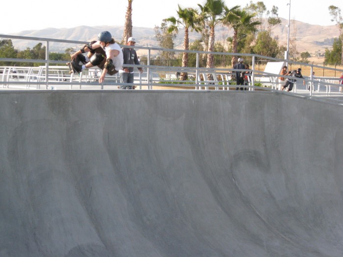 FS air in the half pipe.