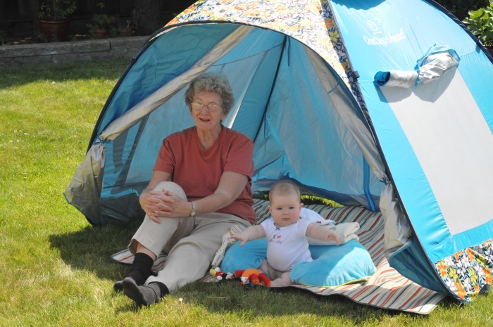 The weather was great so we spent a lot of time in the backyard.  Thanks Mom and Dad for doing some weeding.