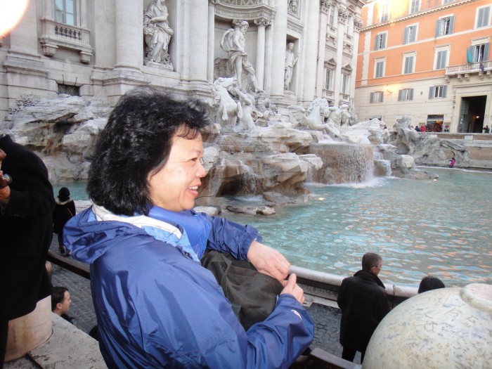 Carrie at Trevi