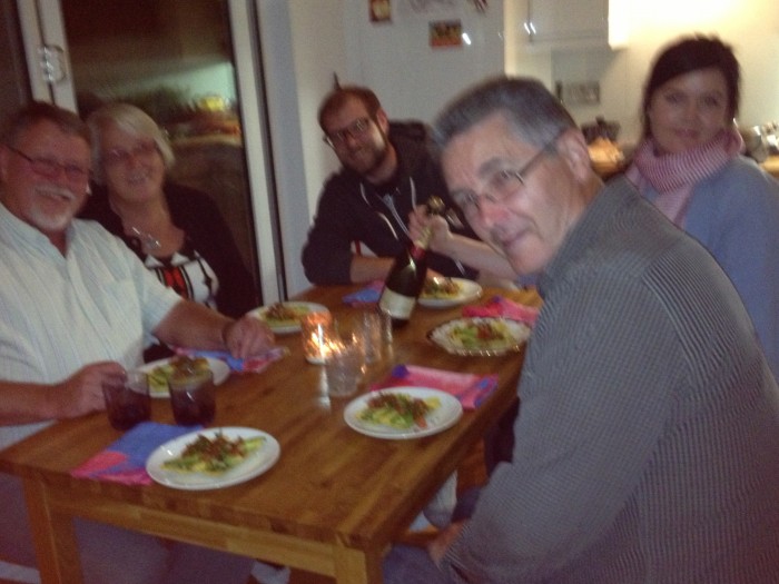 Dave and Sarah made a great mexican dinner for us all, it was  a great night, don't know why this picture is so blurry.....